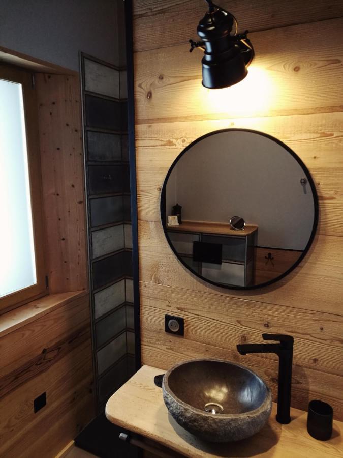 Bed and Breakfast Un R De Memises Thollon-les-Memises Екстер'єр фото